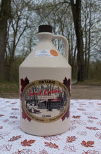 Load image into Gallery viewer, Maple Syrup Plastic Jug
